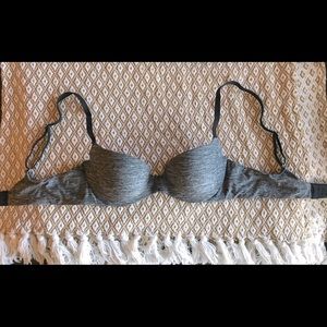 VS PINK lightly lined 32A